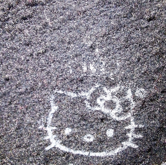 A Hello Kitty Tokyo black graphic hoodie. PTP 22" - Picture 5 of 7